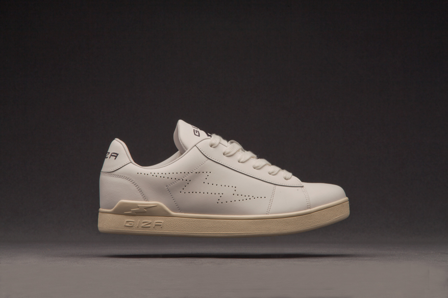 GIZA15a...white