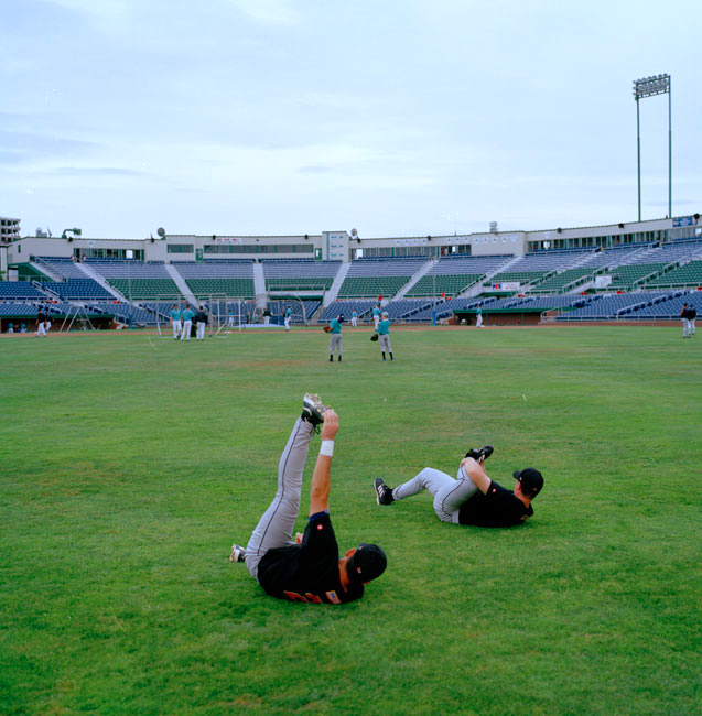 centerfield-stretch.2